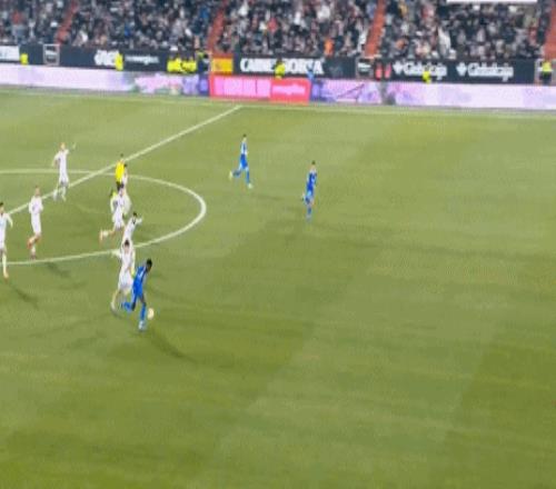 戴维斯三分,助阵,克里斯蒂底,好博体育官网,HaoBo,SPORTS,好博体育中国官网,HaoBo体育平台,好博体育服务